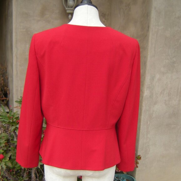 TAHARI Arthur S. Levine Red Zipper Blazer size 12PETITE - Modern Classic - Picture 2 of 7